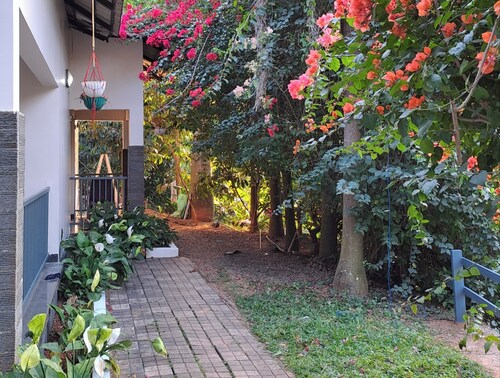 Beautiful 3-bedroom cottage in welcoming Munnar perfect for relaxing stays