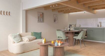 Jacuzzi & Cinéma - Loft Design - Porte de Lyon