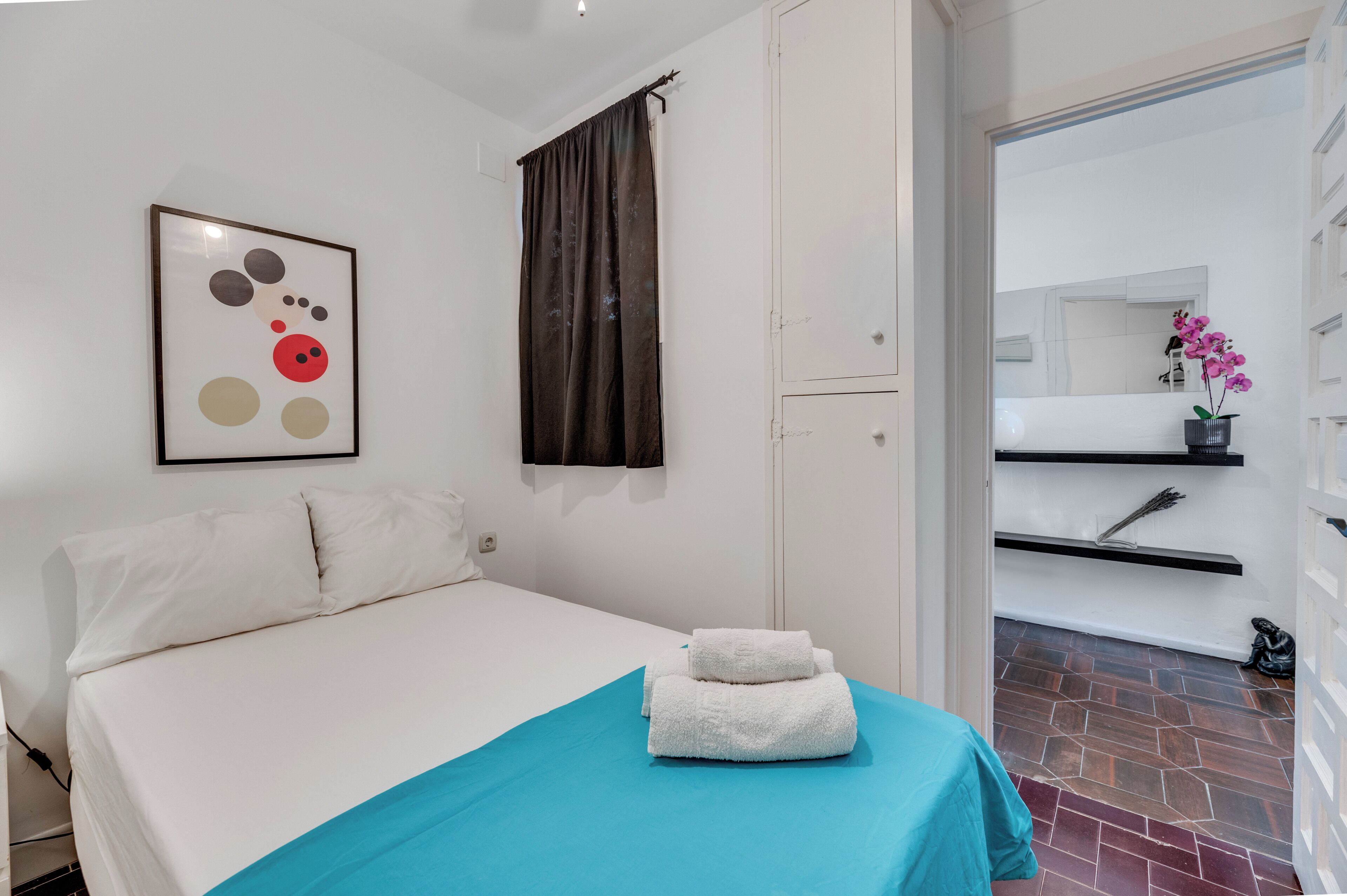 2 bedrooms, Internet, bed sheets