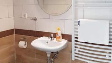 Double Room | Bathroom