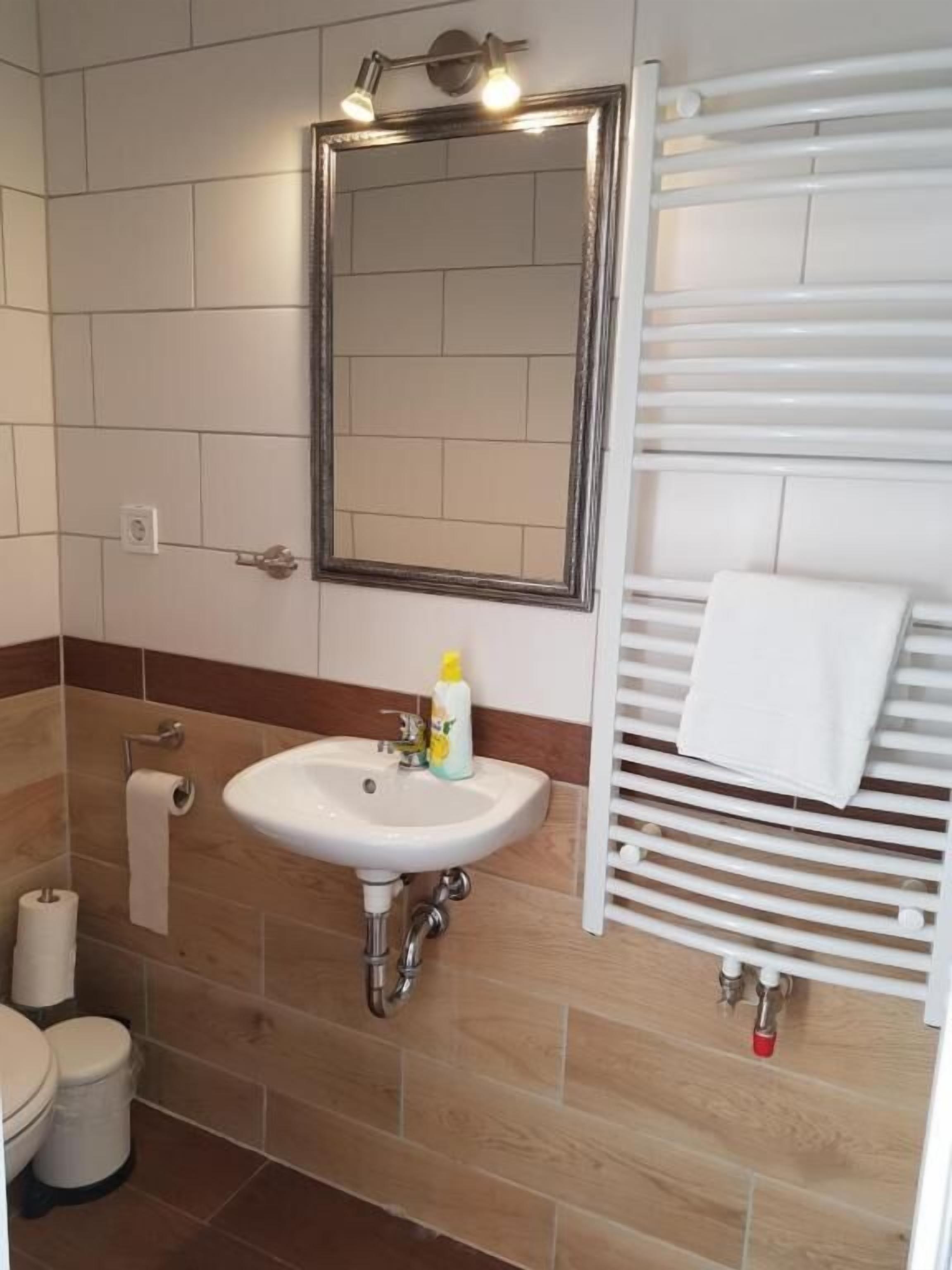 Dreibettzimmer | Badezimmer