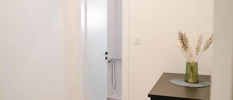 Hair dryer, towels