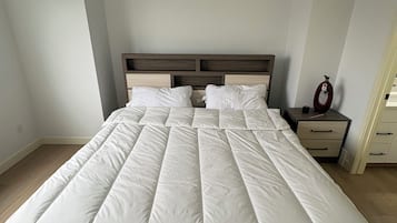 3 chambres, fer et planche à repasser, Wi-Fi