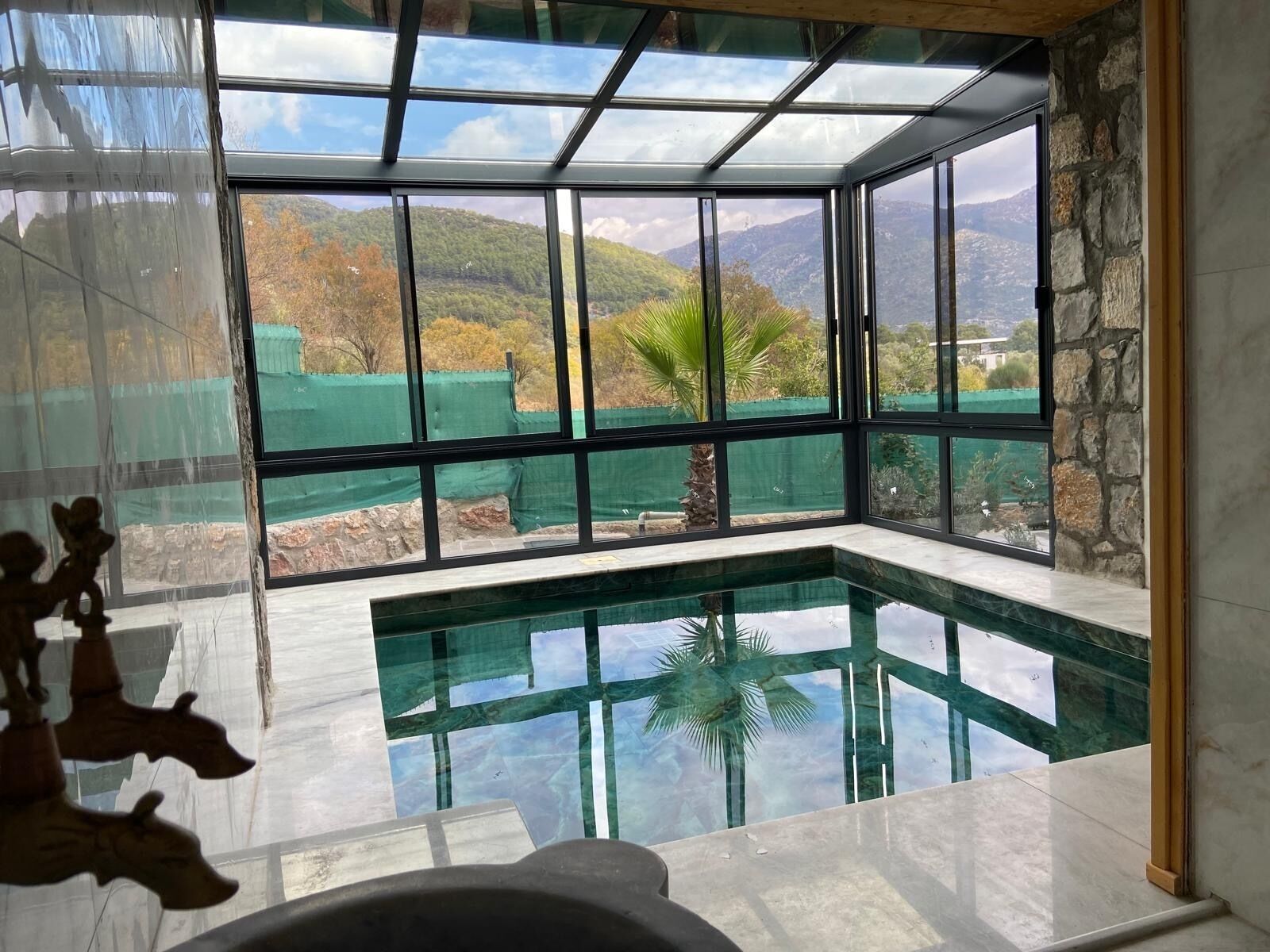 Indoor pool, outdoor pool
