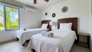 4 Schlafzimmer, Bügeleisen/Bügelbrett, WLAN, Bettwäsche