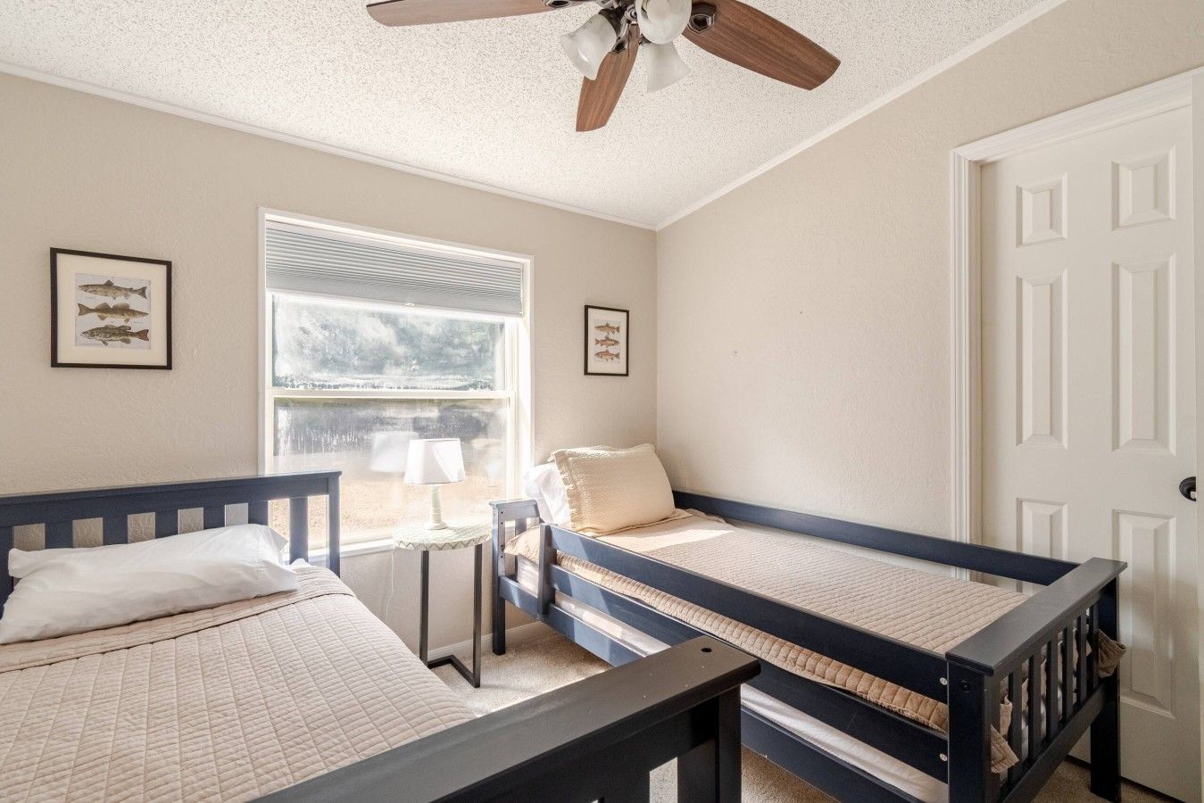 26-bedroom-four-twin-beds-alternate