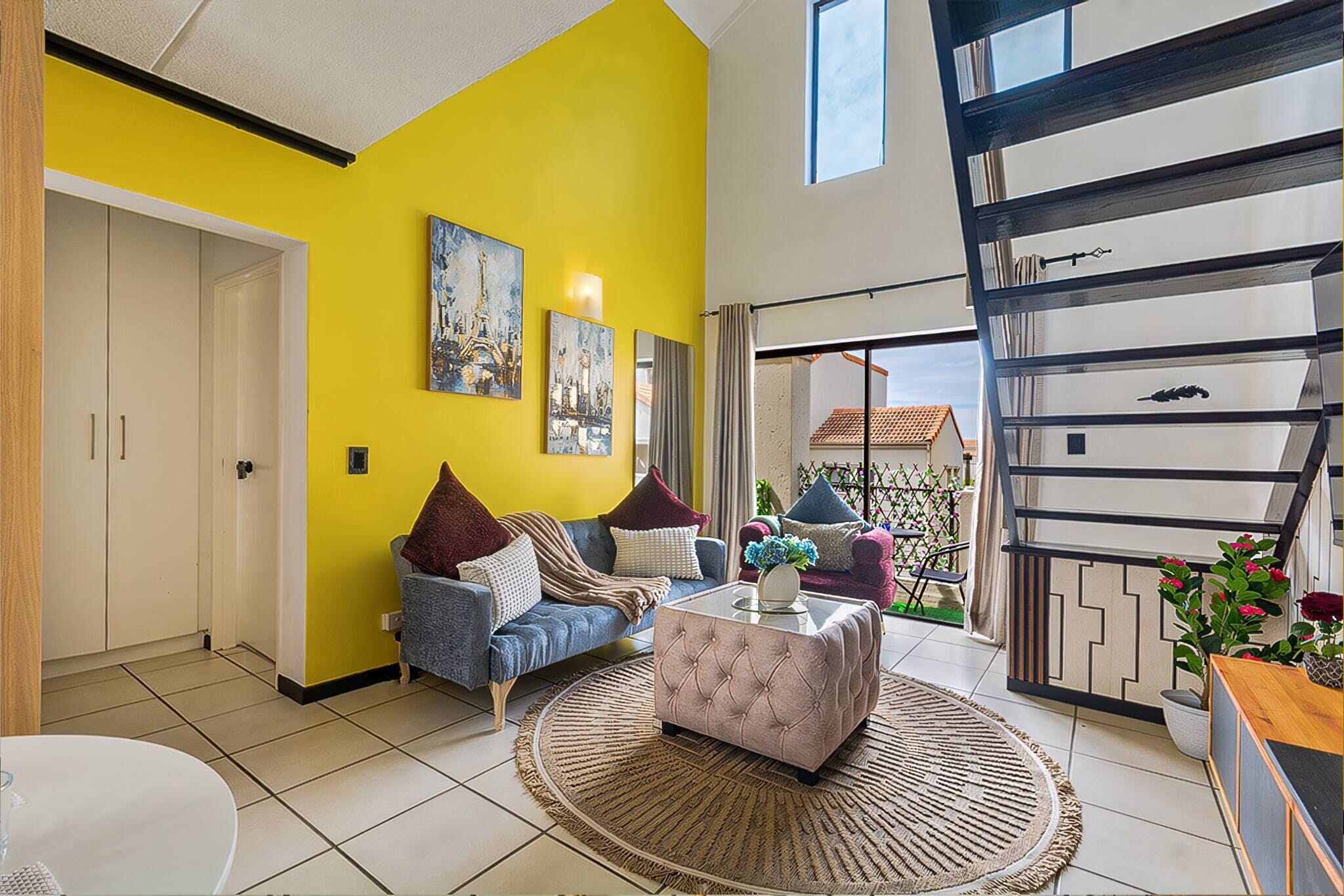 Apartment, 1 Bedroom, Patio | Living room
