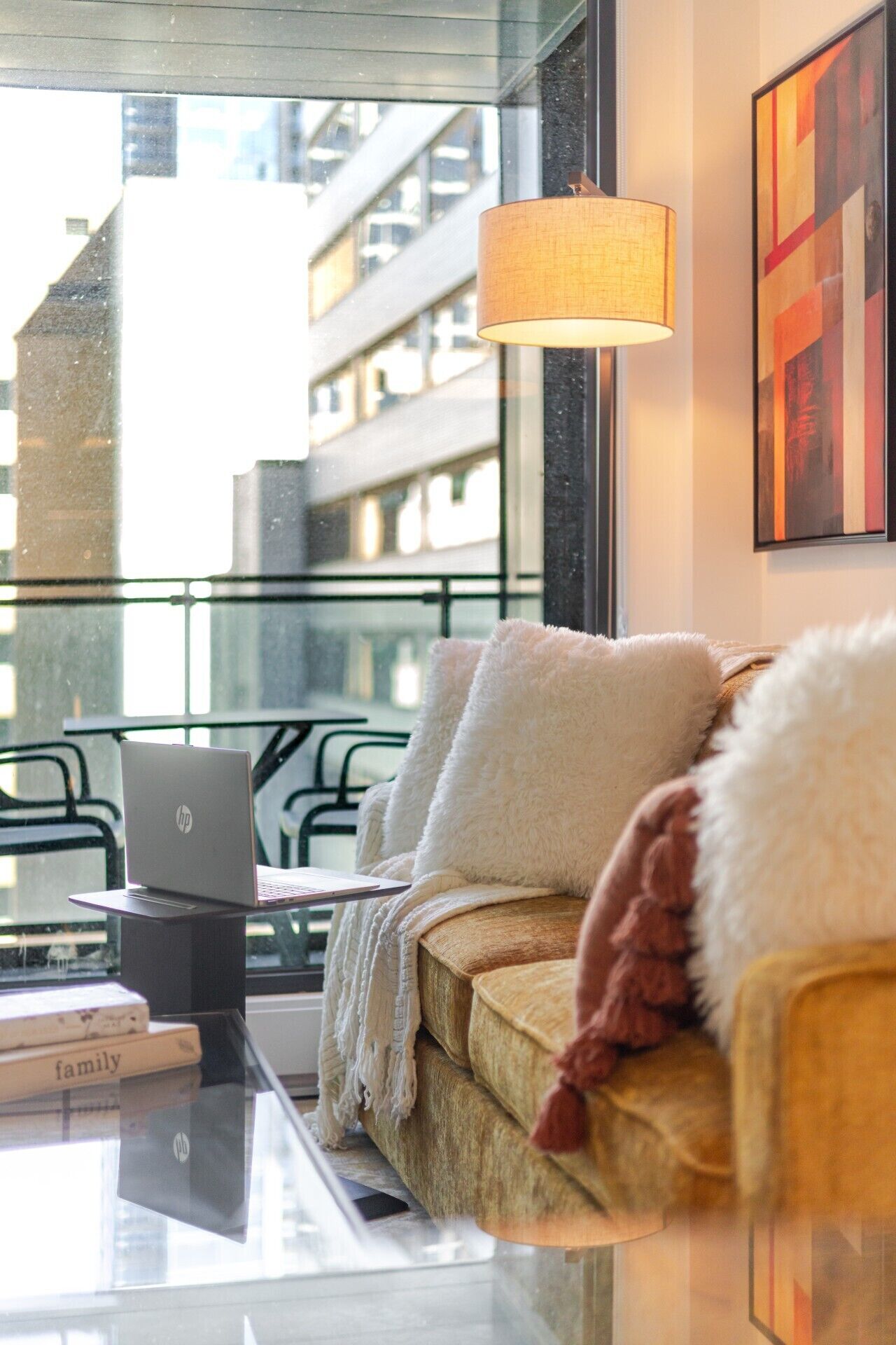 Premium Downtown Living | Pool Gym & Views - Montreal