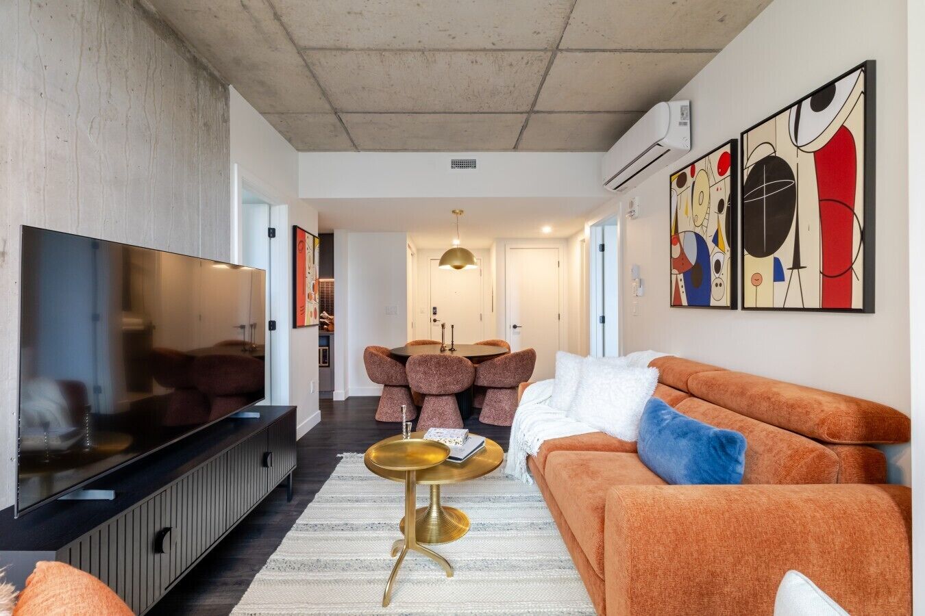 City View Oasis | Free Parking & Pool - Montreal