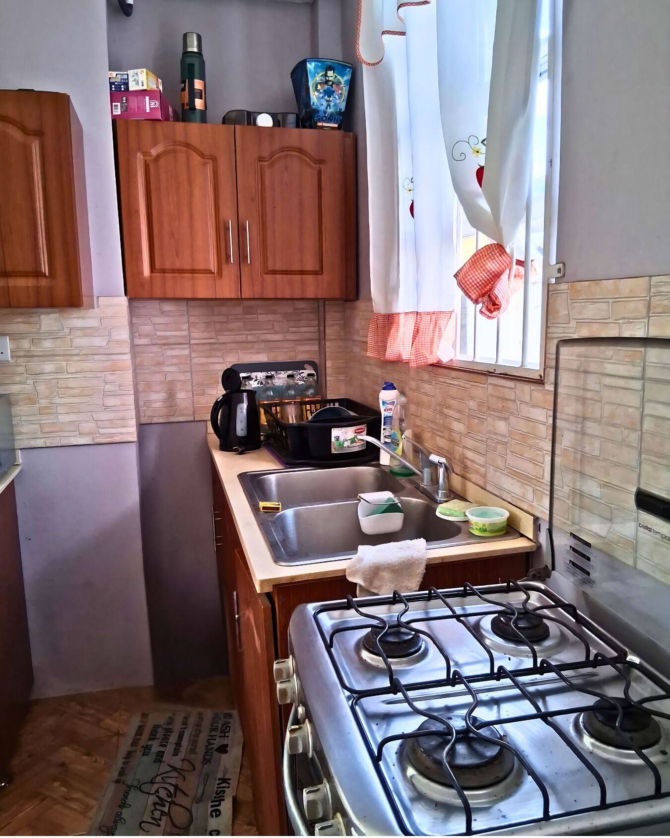 Refrigerador, microondas, horno, placa de cocina
