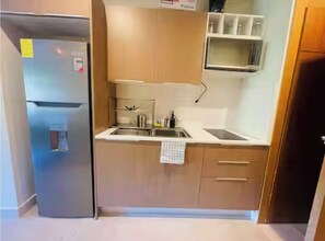 Private kitchen - Spacious Tropical Apartment with Full Resort Access (Puerto Plata)