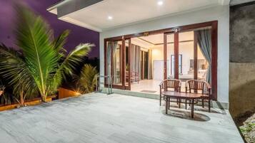 Deluxe Double Room, Sea View | Terrace/patio