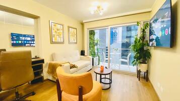 Basic Apartment | Living area