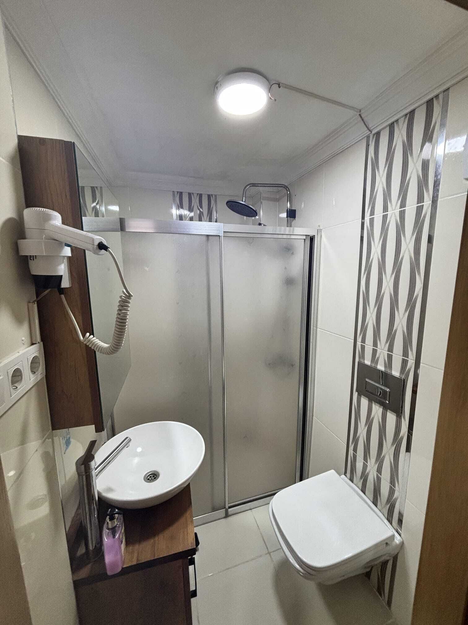 精緻客房, 河景 | 浴室 | 按摩浴缸、免費盥洗用品、吹風機、毛巾