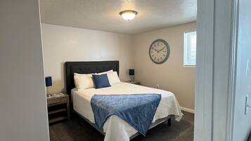 3 bedrooms, iron/ironing board, free WiFi, bed sheets