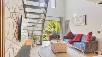 Apartamento, 2 quartos, varanda | Área de estar