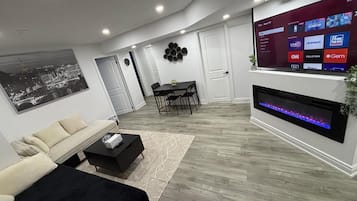 Smart TV, fireplace, computer monitors