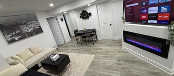 Luxury Guest Suite