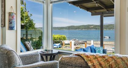 Beautiful Beach Front Home on Hood Canal With Water and Mountain Views.