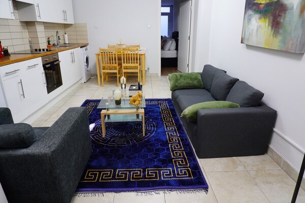 Apartment Sleeps 2 With Wifi - Londres