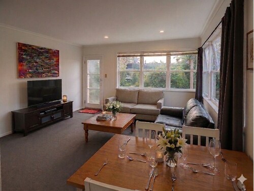 Your Cosy and Comfortable St Johns home in Auckland