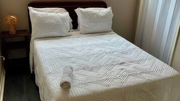 1 chambre, fer et planche à repasser, Wi-Fi, draps fournis