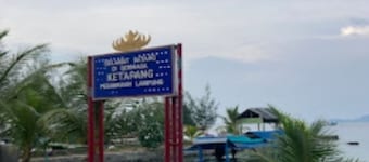 Cozzy  Homestay Edo Pahawang