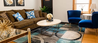 Cozy 1BR in Bridgeport w/free street parking/ McCormick/Chinatown