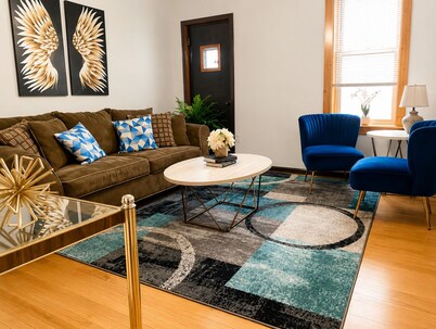 Cozy 1BR in Bridgeport w/free street parking/ McCormick/Chinatown