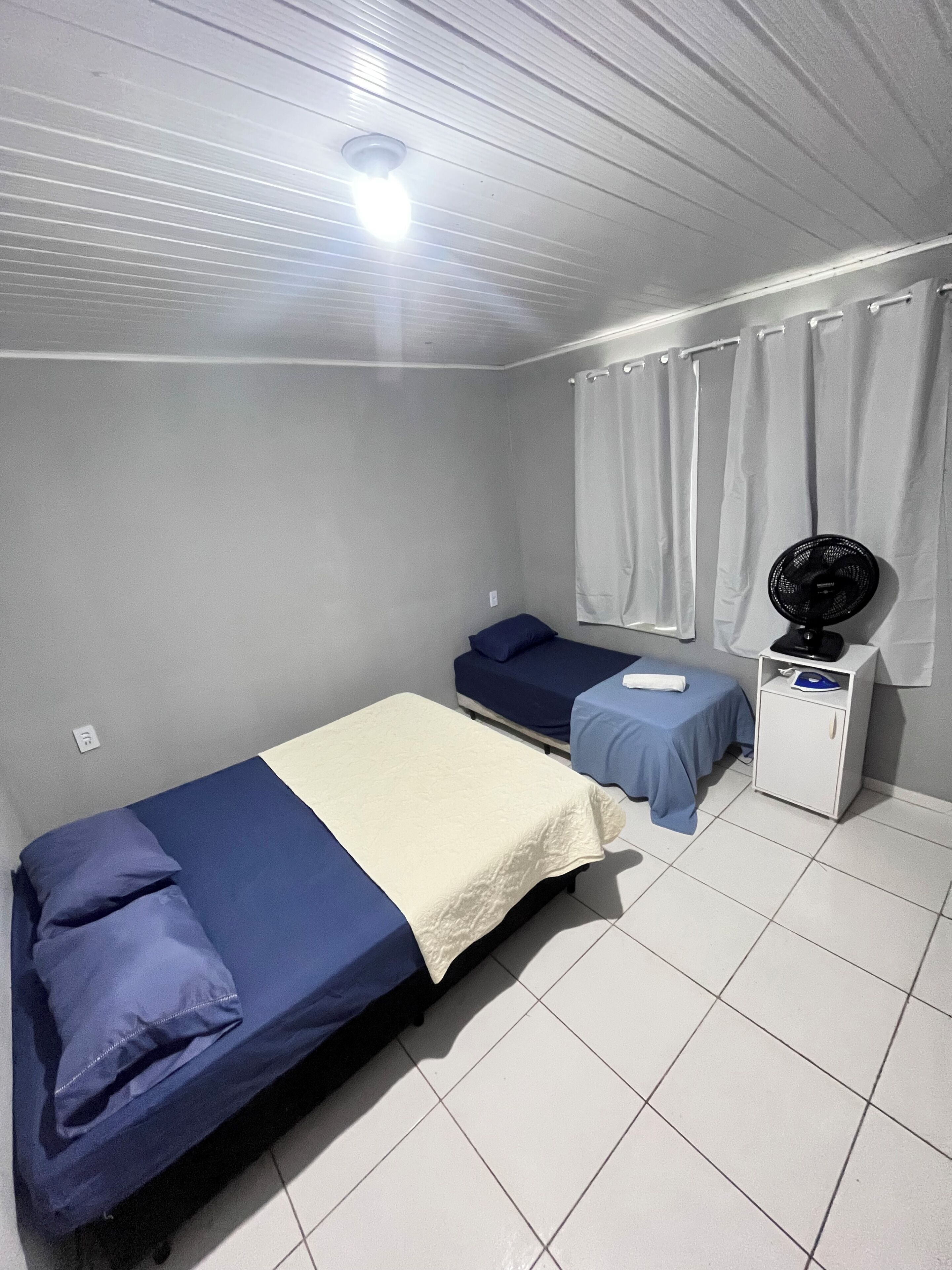 5 Schlafzimmer, Bügeleisen/Bügelbrett, WLAN, Bettwäsche