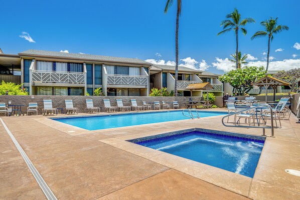 Pool - Steps to Sugar Beach | 2 King Beds, Pool, Hot Tub & AC in North Kihei (Kihei)