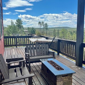 Terrace/patio - High Country Haven - Stunning Mountain Lodge with Incredible Panoramic Views (Show Low)