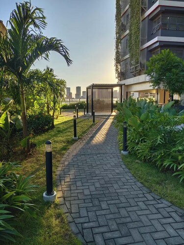 Chino Roces Makati - PAID Parking - Red Residences