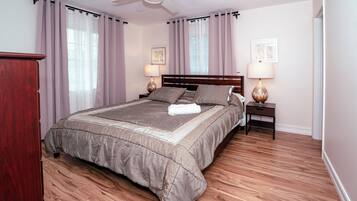 4 quartos, ferros/tábuas de passar roupa, Wi-Fi, roupa de cama