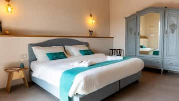 Superior Double Room, Balcony, Courtyard View | Free WiFi
