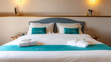 Superior Double Room, Balcony, Courtyard View | Free WiFi