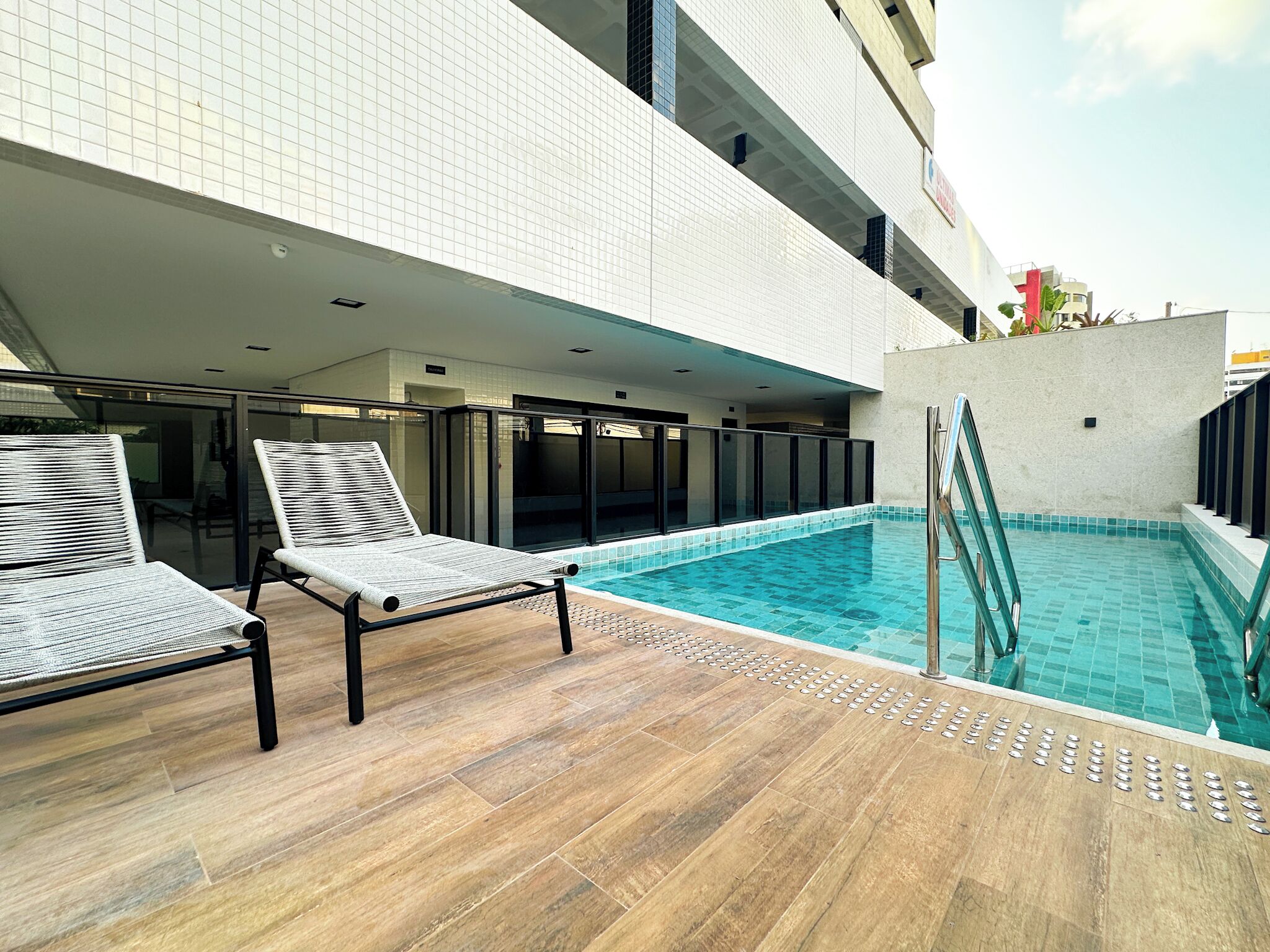 Kolam renang outdoor