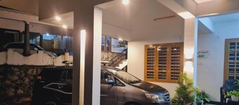 Oasis Homes - A Perfect Homestay - 3/2BHK