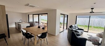 Modern Coastal Escape at Cooks Beach