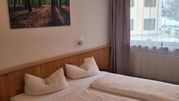 In-room safe, free WiFi