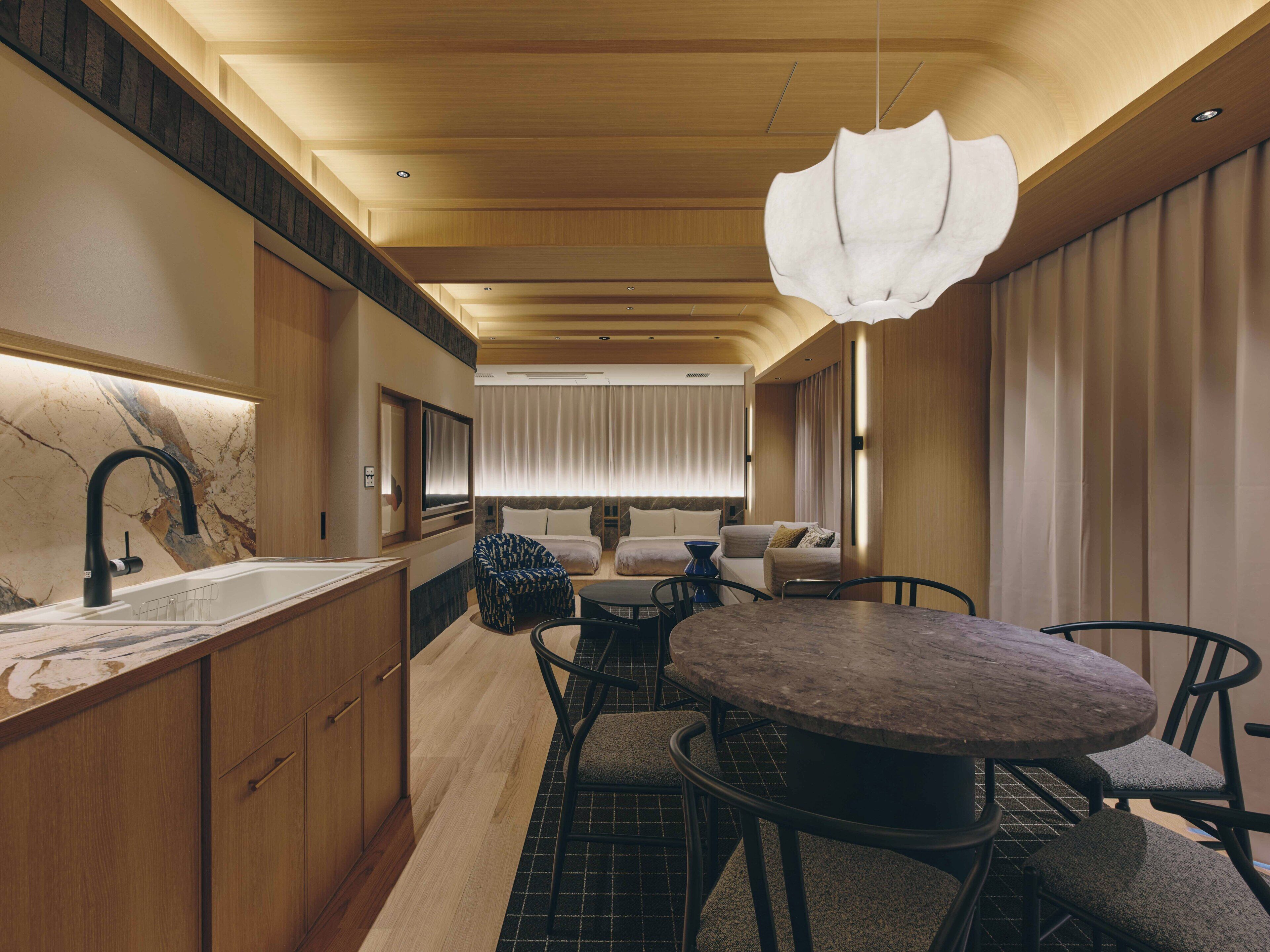 Superior Suite | In-room dining