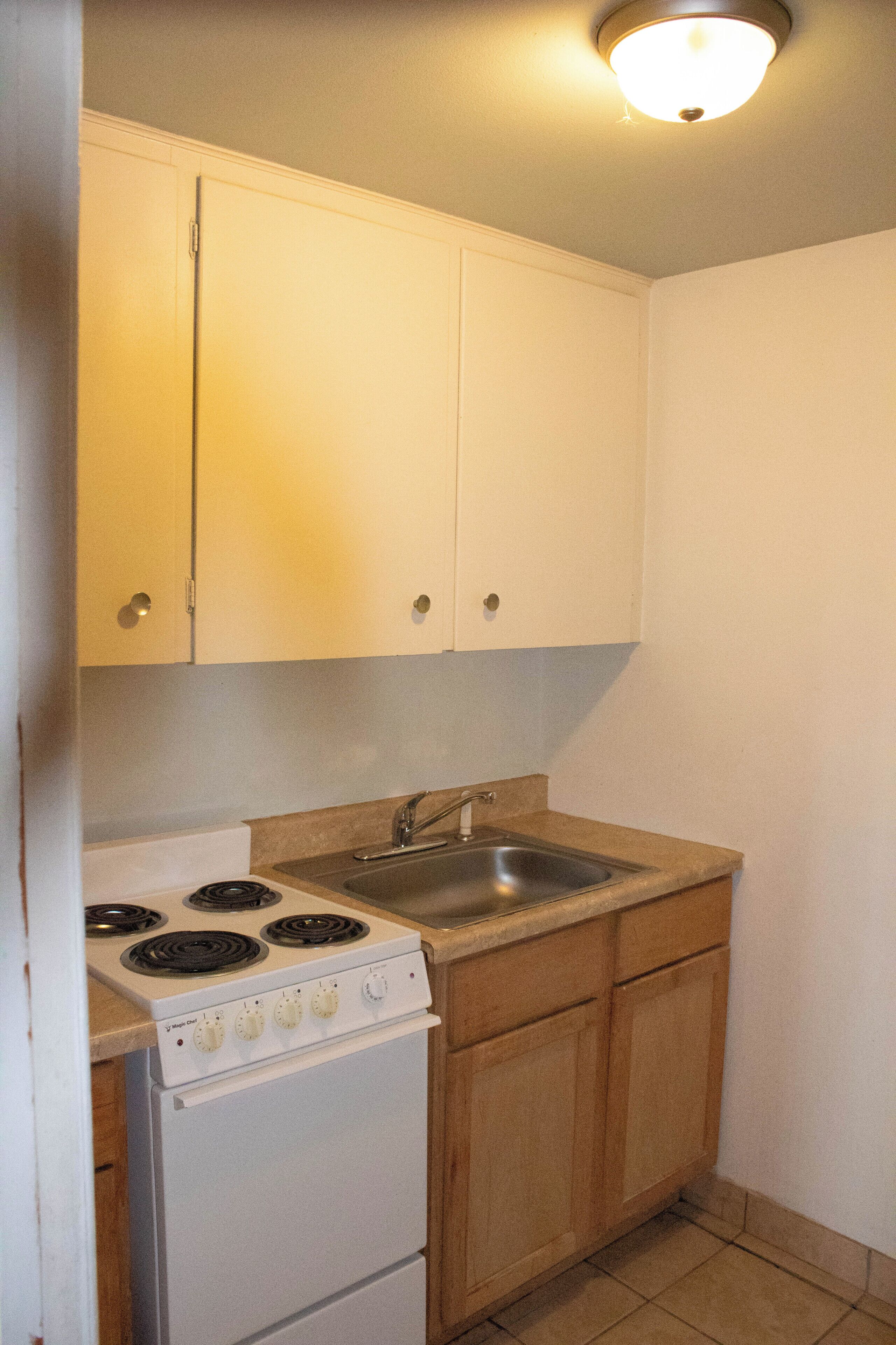 Mini-fridge, microwave, coffee/tea maker, dining tables