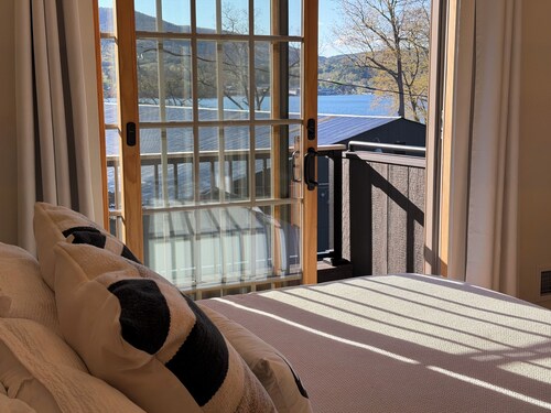 Deluxe Lodge Lakefront On Lake George #12