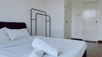 3 bedrooms, WiFi, bed sheets