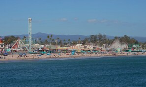 Beach - Beach House Escape! Steps to Beach, Boardwalk, Shops, Private Bath/Fast Wi-Fi #3 (Santa Cruz)