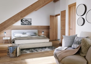 Ein Schlafzimmer mit schrägverdeckter Decke, einem Bett mit Kopfteil, einem Nachttisch, einer Lampe, einem Korbwannenkorb, einem Sofa und einer Tür.