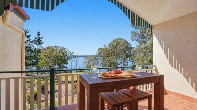 Lakeview Escape with Pool Access | Tinaroo Lodge
