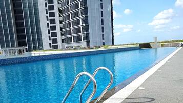 Utomhuspool
