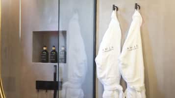 Villa, Pool View | Bathroom | Hair dryer, towels, soap, shampoo