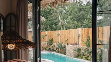 Luxury-Villa, Poolblick | Ausblick vom Zimmer